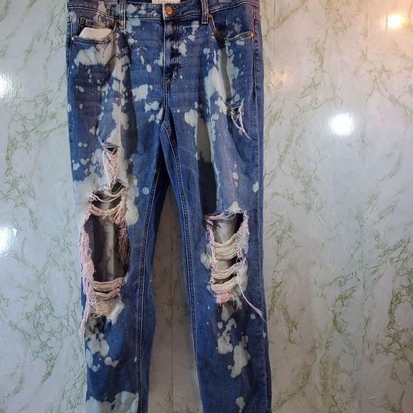 eunia Distressed Mid Rise Jeans - Picture 3 of 13